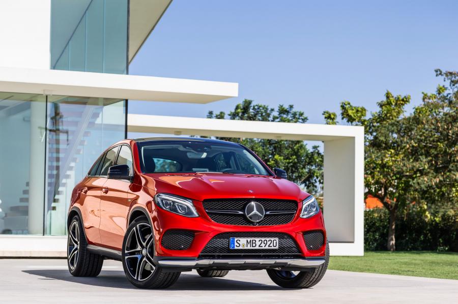  Mercedes-Benz GLE450 AMG 4Matic Coupe 2015 года  (фото 2 из 37)